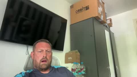 Junky online show from April 26, 2026, 2:48 pm