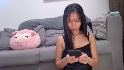 junovaughn online show from November 9, 2025, 2:04 pm