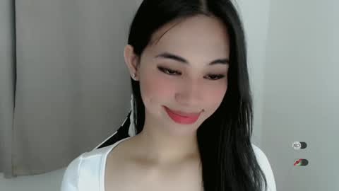 Snapshot of juny_lanyy chatting on January 3, 2025, 12:30 pm Julia online show from January 3, 2025, 12:30 pm