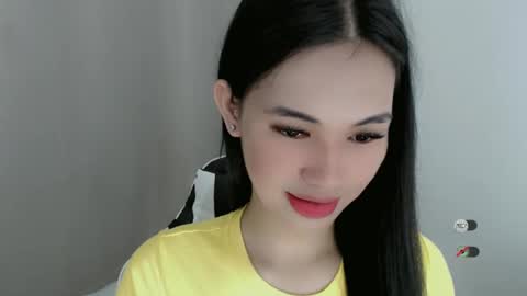 Snapshot of juny_lanyy chatting on January 6, 2025, 11:51 am Julia online show from January 6, 2025, 11:51 am
