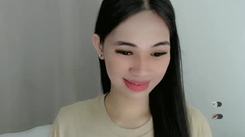 Snapshot of juny_lanyy chatting on January 15, 2025, 11:21 am Julia online show from January 15, 2025, 11:21 am