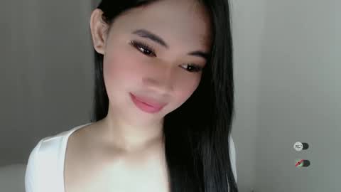 Snapshot of juny_lanyy chatting on February 24, 2025, 12:05 pm Julia online show from February 24, 2025, 12:05 pm