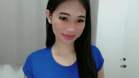 Snapshot of juny_lanyy chatting on March 11, 2025, 12:50 pm Julia online show from March 11, 2025, 12:50 pm