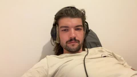 Snapshot of just_a_guy_with_a_big_cock chatting on July 31, 2026, 2:49 pm just_a_guy_with_a_big_cock online show from July 31, 2026, 2:49 pm