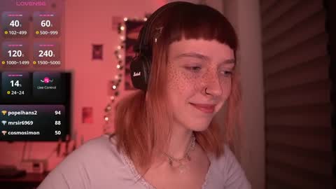 Julia online show from December 11, 2024, 4:28 am