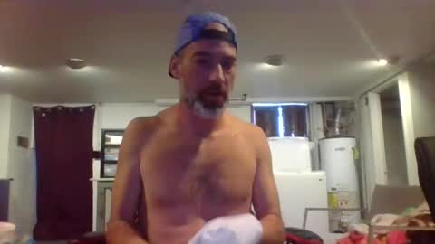 Snapshot of just_chillinwithya chatting on December 1, 2024, 8:53 pm Your Zaddy online show from December 1, 2024, 8:53 pm