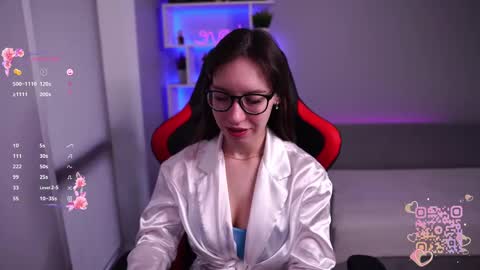 Snapshot of just_emmy chatting on February 15, 2025, 5:30 am just call me Emmy online show from February 15, 2025, 5:30 am