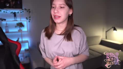 Snapshot of just_emmy chatting on March 9, 2025, 4:49 am just call me Emmy online show from March 9, 2025, 4:49 am