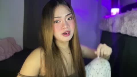 just_julia21 online show from May 26, 2026, 2:07 am