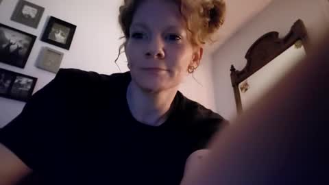 Scarlett online show from September 26, 2025, 10:41 am