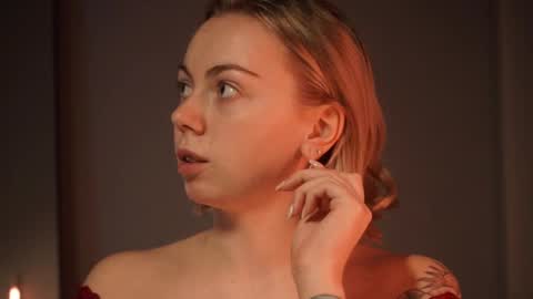 Snapshot of justbarbie chatting on February 21, 2025, 10:04 pm Alexa online show from February 21, 2025, 10:04 pm