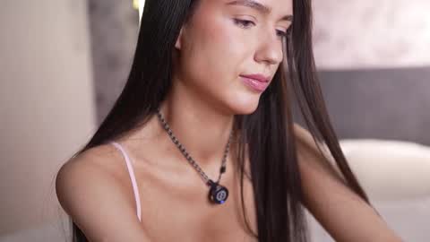 Katarina online show from November 11, 2025, 8:31 pm