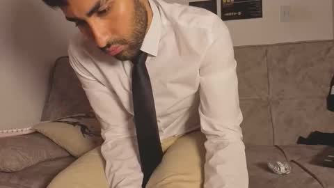 Snapshot of justdavid_ chatting on May 15, 2026, 11:23 pm David online show from May 15, 2026, 11:23 pm