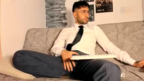 Snapshot of justdavid_ chatting on May 20, 2026, 12:39 am David online show from May 20, 2026, 12:39 am