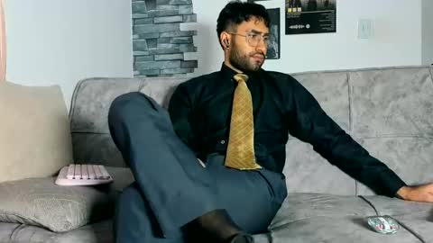 Snapshot of justdavid_ chatting on May 27, 2026, 6:16 pm David online show from May 27, 2026, 6:16 pm