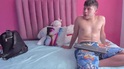 Snapshot of justin_jazmin chatting on January 13, 2025, 7:31 pm JUSTIN Y JAZMIN online show from January 13, 2025, 7:31 pm