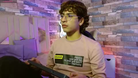  justin  online show from March 15, 2026, 3:45 am