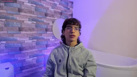  justin  online show from March 25, 2026, 12:11 pm