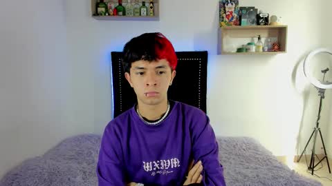 Snapshot of justine_ad chatting on December 19, 2025, 2:02 pm Justine online show from December 19, 2025, 2:02 pm
