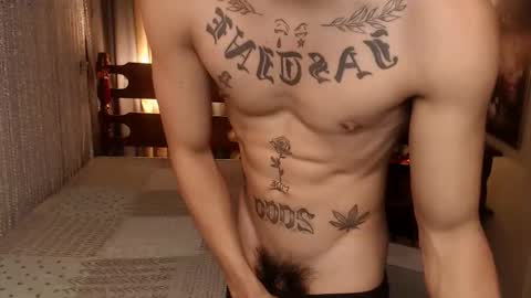 justine_hunk online show from February 2, 2026, 1:37 am