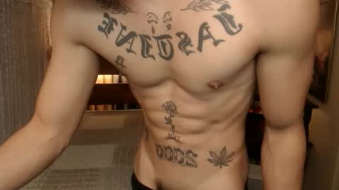 Snapshot of justine_hunk chatting on March 23, 2026, 5:55 am justine_hunk online show from March 23, 2026, 5:55 am