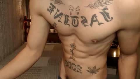 Snapshot of justine_hunk chatting on March 26, 2026, 5:57 am justine_hunk online show from March 26, 2026, 5:57 am