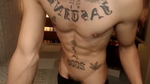 Snapshot of justine_hunk chatting on April 4, 2026, 3:38 am justine_hunk online show from April 4, 2026, 3:38 am