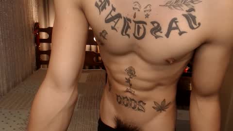 Snapshot of justine_hunk chatting on April 9, 2026, 6:30 am justine_hunk online show from April 9, 2026, 6:30 am