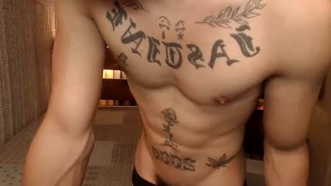 Snapshot of justine_hunk chatting on April 16, 2026, 7:31 am justine_hunk online show from April 16, 2026, 7:31 am