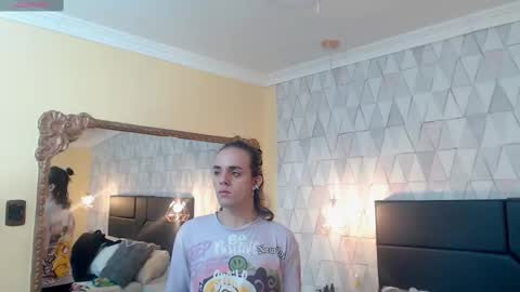 Snapshot of justineperry chatting on February 21, 2025, 3:56 am Justine online show from February 21, 2025, 3:56 am