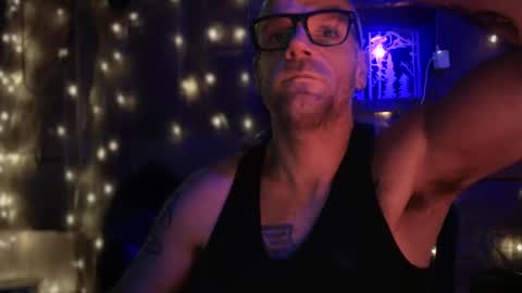 justinmoore1987 online show from February 24, 2025, 8:38 am