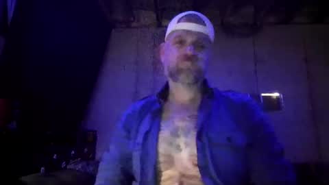 justinmoore1987 online show from December 5, 2025, 7:54 pm