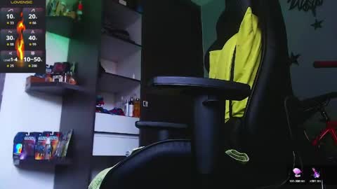 Justinsc online show from May 18, 2026, 10:04 pm