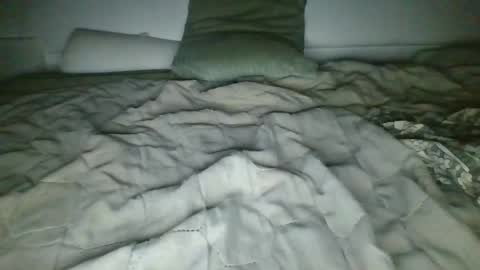 Snapshot of justinyojustin chatting on February 22, 2026, 1:18 am justinyojustin online show from February 22, 2026, 1:18 am