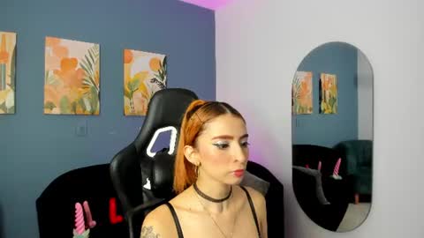 Snapshot of justmia_ chatting on July 8, 2026, 1:10 am Mia online show from July 8, 2026, 1:10 am