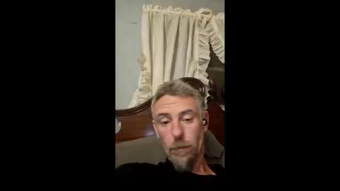 justwant2strokeit online show from December 15, 2025, 3:33 am