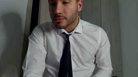 Justin online show from February 28, 2025, 2:31 am