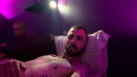 jxhnathon online show from October 8, 2025, 3:04 am