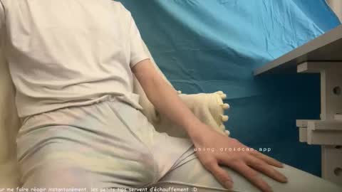 Jyjymjj online show from February 8, 2026, 7:06 pm