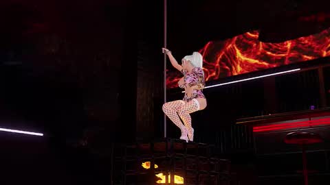 Baird Connor online show from November 10, 2025, 4:33 am