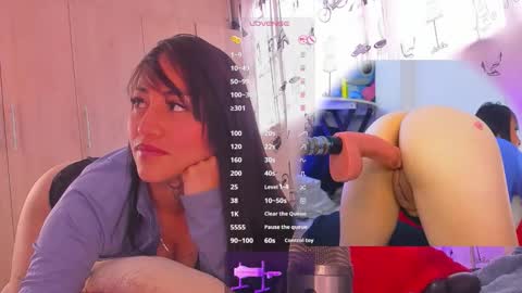  Karolin  online show from April 17, 2026, 1:58 pm