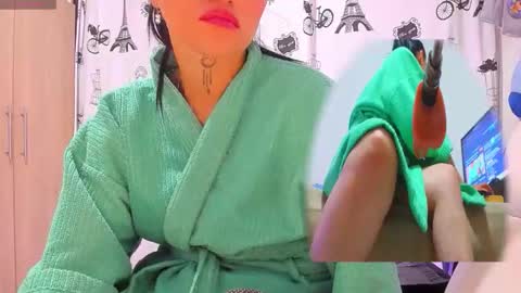  Karolin  online show from April 20, 2026, 2:58 am