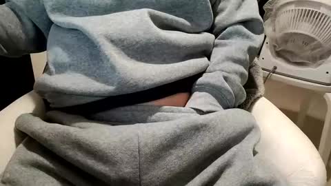 KI e697a5e69cac online show from November 10, 2025, 3:55 pm