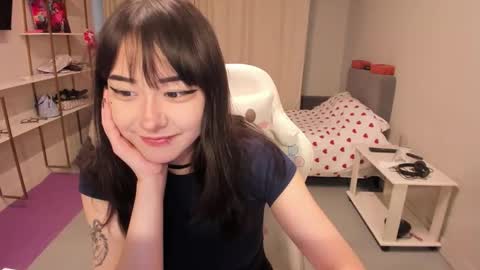Snapshot of ka00ru_chan chatting on February 6, 2026, 9:12 am Kaoru online show from February 6, 2026, 9:12 am
