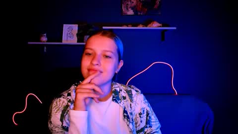kaela_spell_ online show from October 12, 2025, 8:46 am