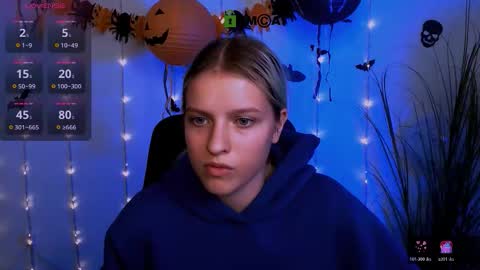 kaela_spell_ online show from October 30, 2025, 8:20 pm