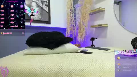 Antonella online show from March 10, 2026, 3:22 am