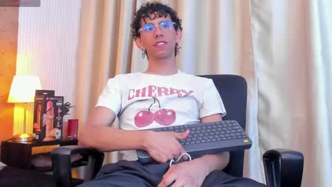 kai online show from March 26, 2026, 3:12 am