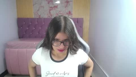 Kailee online show from April 12, 2026, 1:05 pm