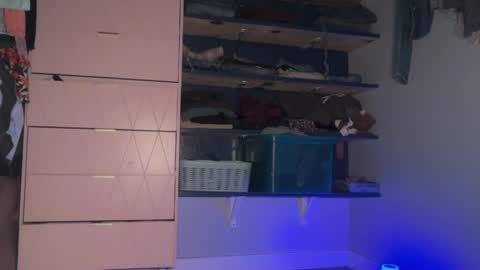 Kailee Smile online show from April 8, 2026, 4:23 am